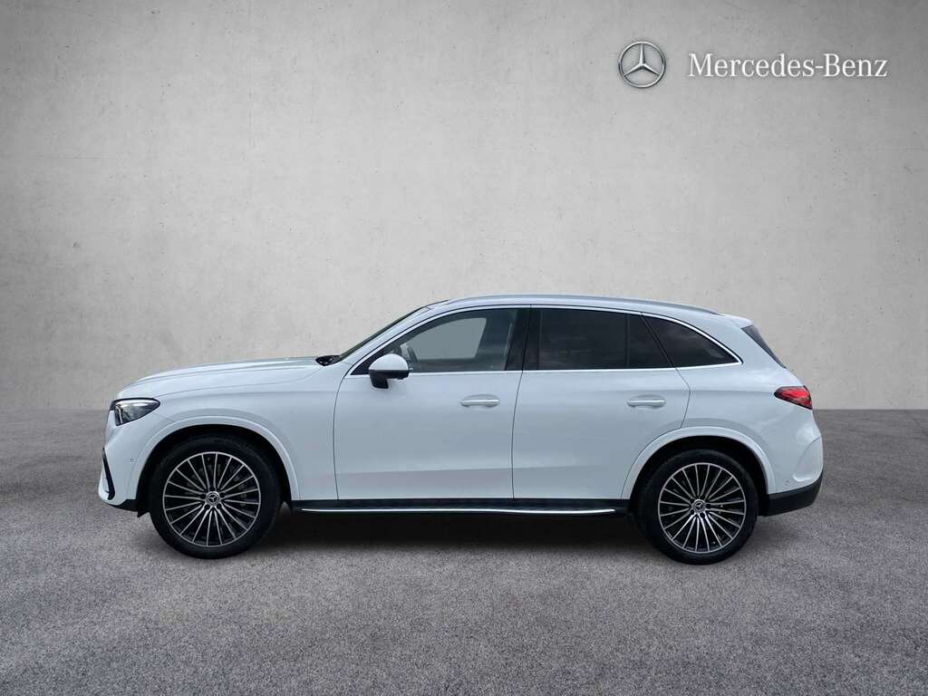 Mercedes-Benz GLC Class 300D 4Matic Amg Line Premium 9G-tronic 2024 White #4