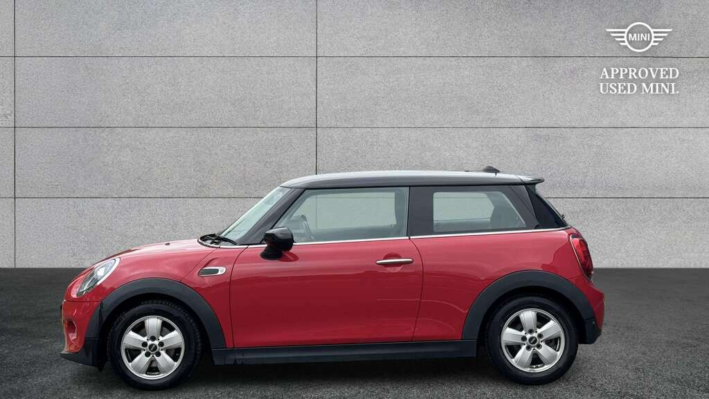 Mini Hatch 1.5 Cooper Classic II 2021 FE70LXH Red #2