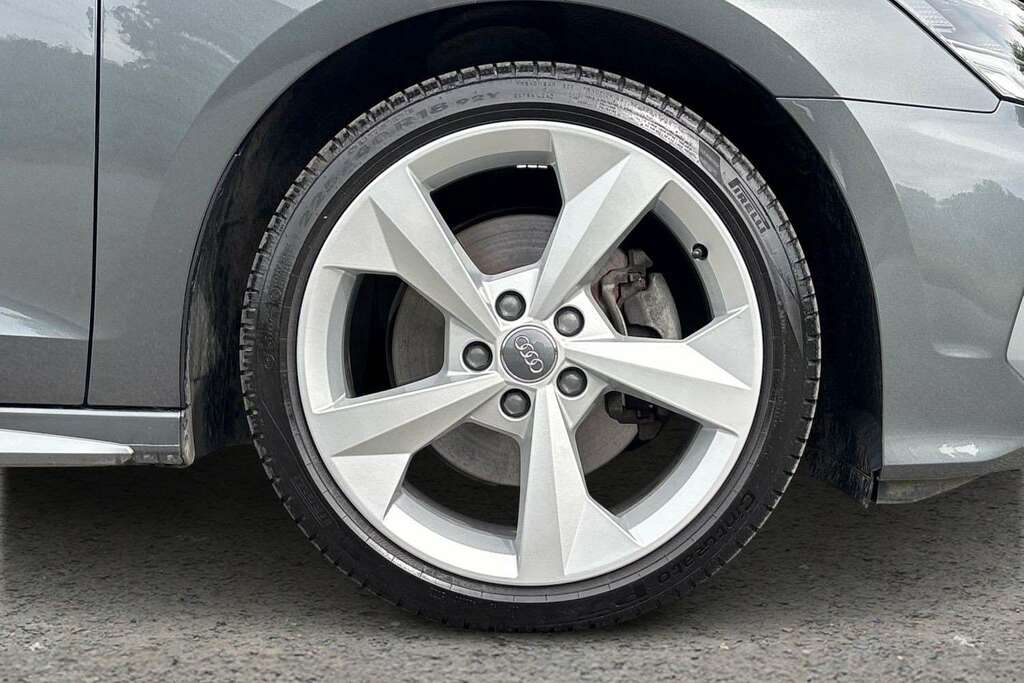 Audi A3 35 Tfsi S Line 2020 DE70TUW Grey #4