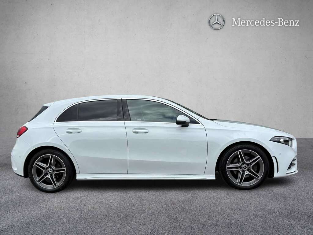 Mercedes-Benz A Class A180 Amg Line Executive 2021 White #3