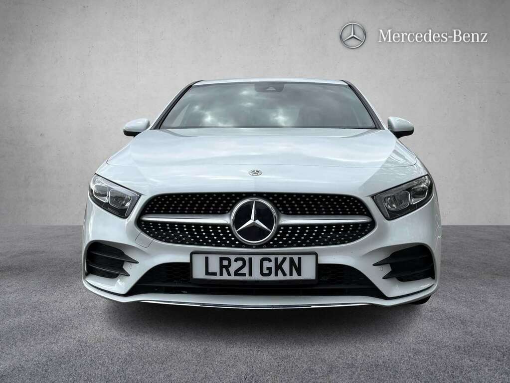 Mercedes-Benz A Class A180 Amg Line Executive 2021 White #4