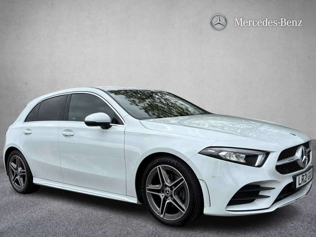 Mercedes-Benz A Class A180 Amg Line Executive 2021 White