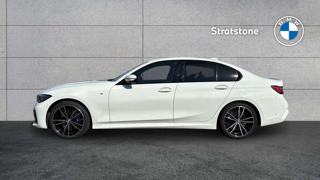 BMW 3 Series 320I M Sport Step 2022 RJ71OSK White #4