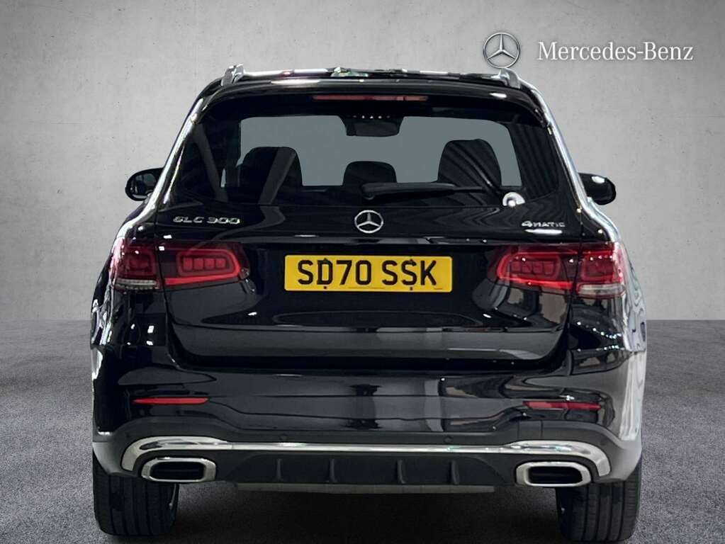 Mercedes-Benz GLC Class 300 4Matic Amg Line Premium 9G-tronic 2020 SD70SSK Black #5