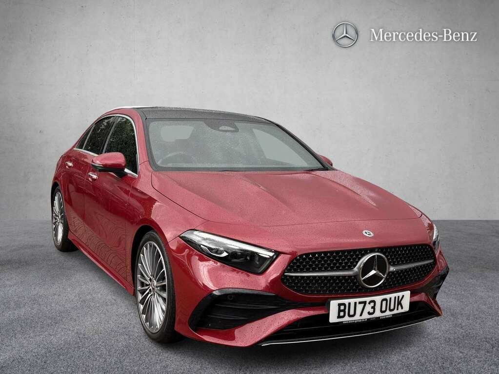 Mercedes-Benz A Class A200d Amg Line Premium Plus 2023 Red