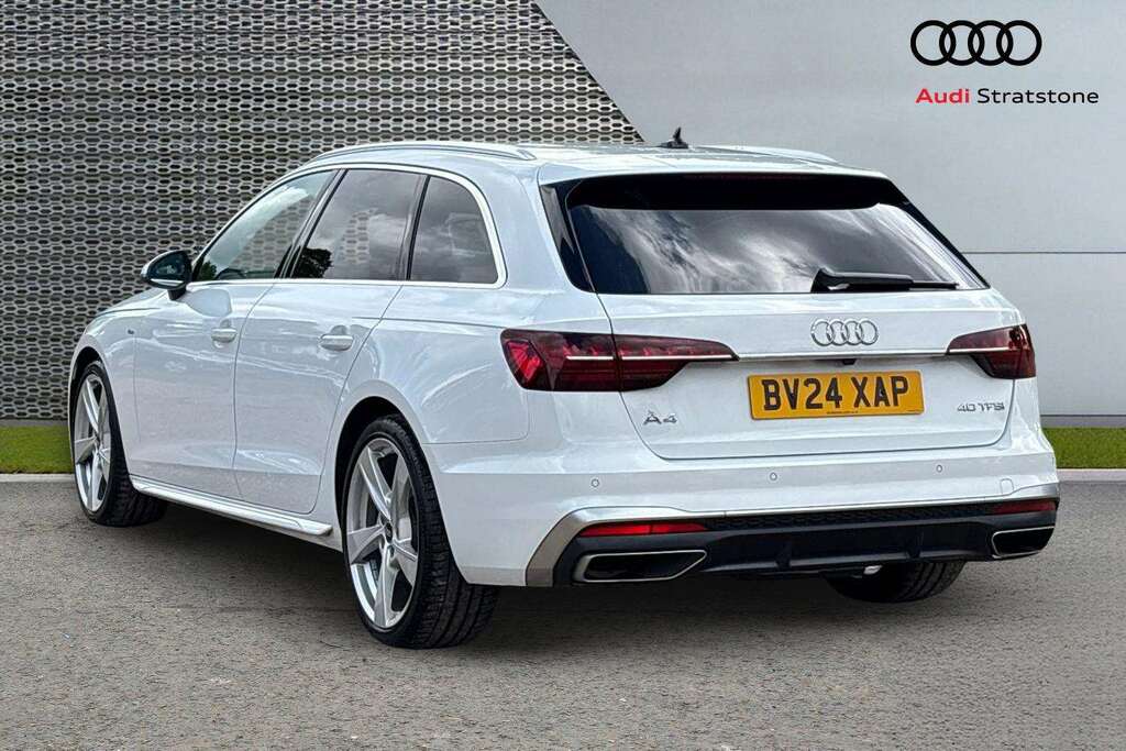 Audi A4 40 Tfsi 204 S Line S Tronic 2024 White