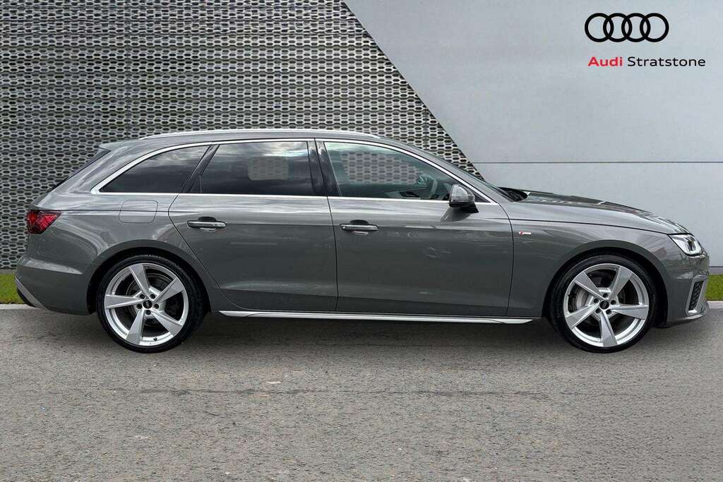 Audi A4 40 Tfsi 204 S Line S Tronic 2024 AY73GOC Grey #3