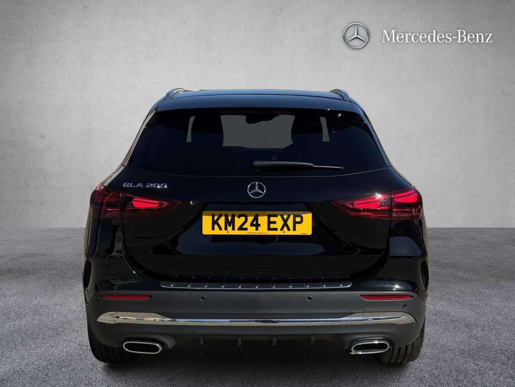 Mercedes-Benz GLA Class 200 Amg Line Premium 2024 KM24EXP Black #6