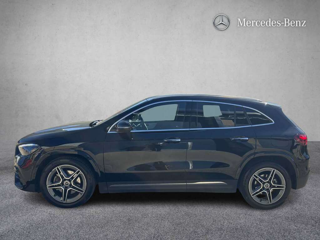 Mercedes-Benz GLA Class 200 Amg Line Premium 2024 KM24EXP Black #5