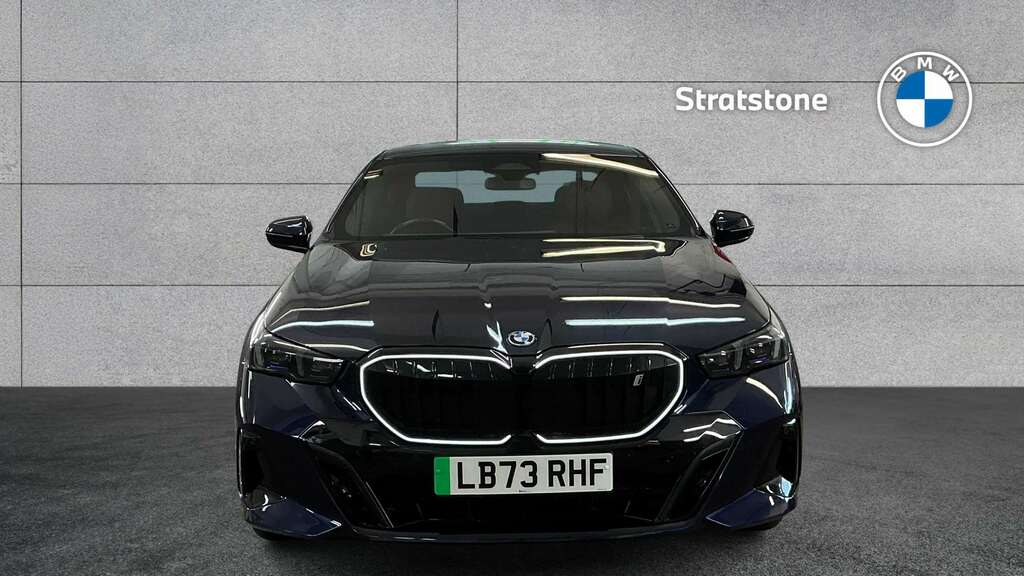 BMW i5 250Kw Edrive40 M Sport Pro 84Kwh 2024 LB73RHF Blue #2