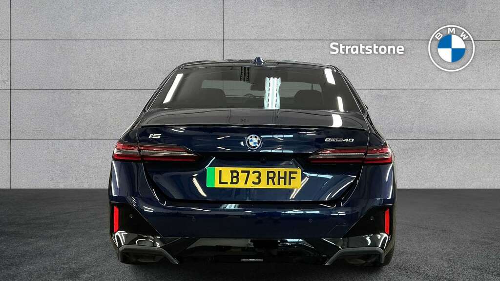BMW i5 250Kw Edrive40 M Sport Pro 84Kwh 2024 LB73RHF Blue #3