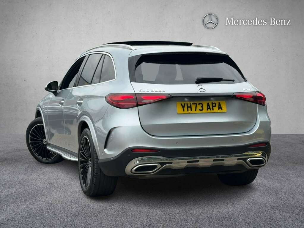 Mercedes-Benz GLC Class 300D 4Matic Amg Line Premium 9G-tronic 2023 YH73APA Silver #2