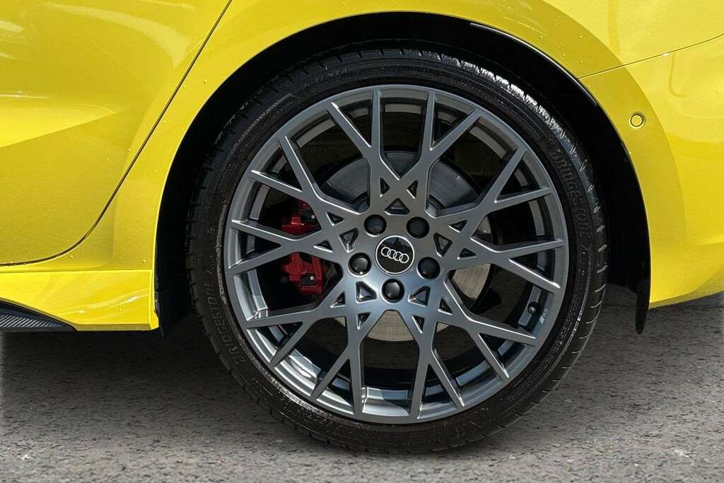 Audi RS3 Rs 3 Tfsi Quattro 400 Carbon Black S Tronic 20 LM75OFN Yellow #4