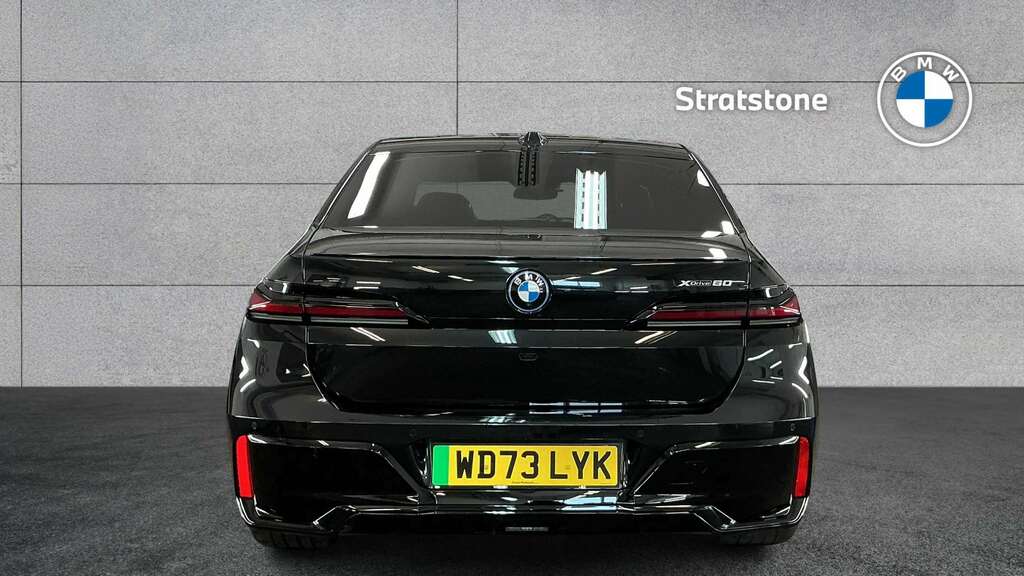 BMW i7 400Kw Xdrive60 M Sport 105.7Kwh 2024 Black #6