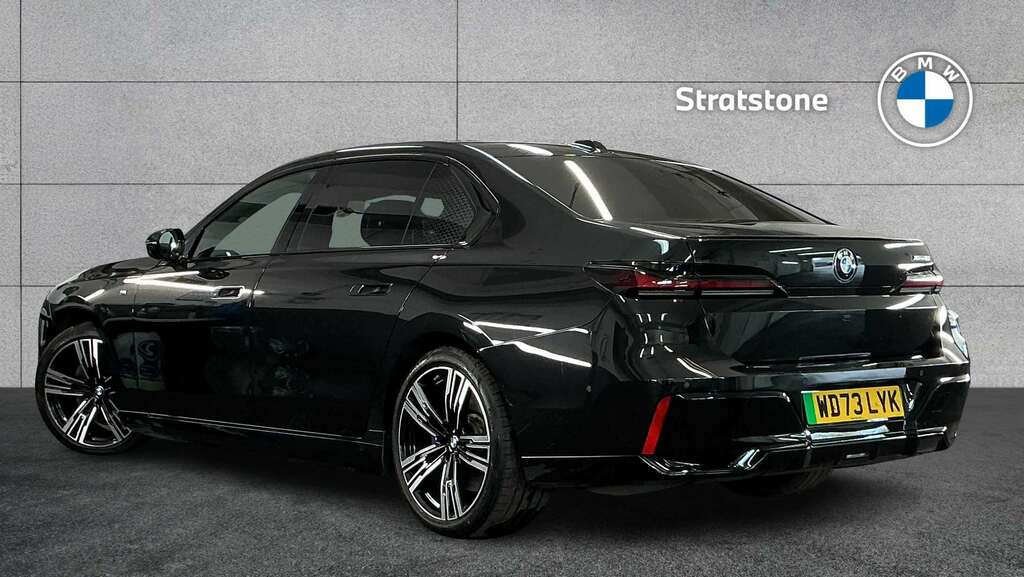 BMW i7 400Kw Xdrive60 M Sport 105.7Kwh 2024 Black #2