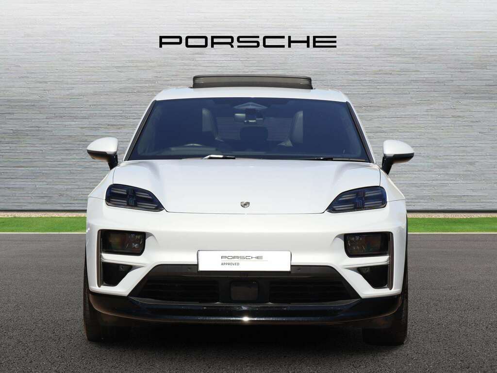 Porsche Macan Turbo 2024 EY74URW Grey #5