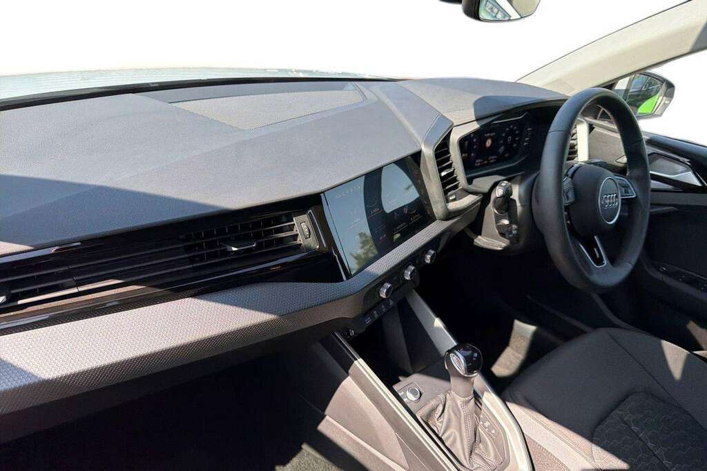 Audi A1 30 Tfsi Sport S Tronic 2025 KP75XRU Grey #2
