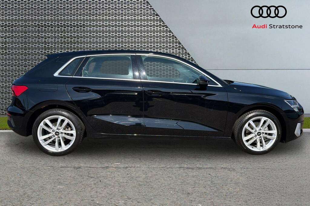 Audi A3 35 Tfsi Sport S Tronic 2024 KP24OSX Black #4