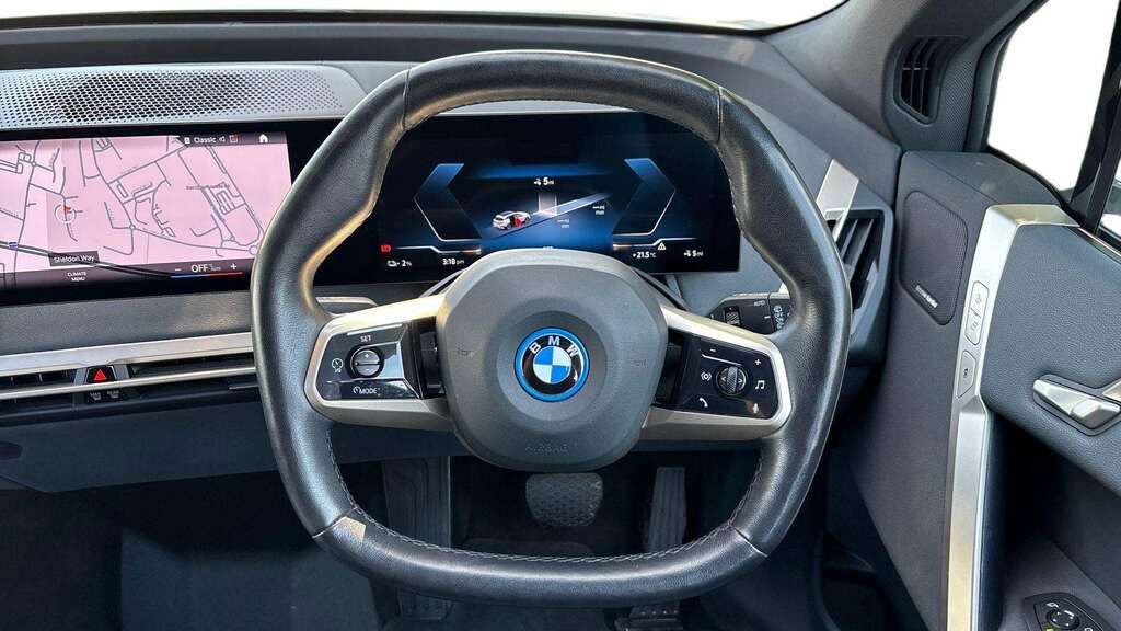 BMW iX 240Kw Xdrive40 M Sport Edition 76.6Kwh 20 YF72FTX White #6