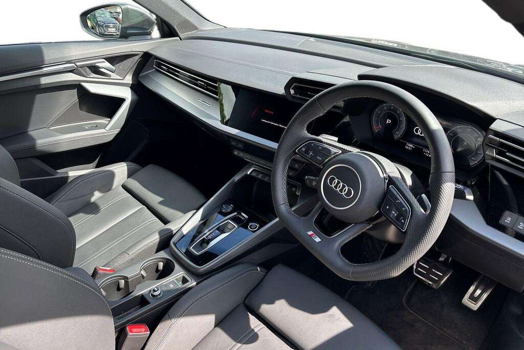 Audi A3 1.5 Tfsi 150 S Line S Tronic 2025 LR75PXY Black #6