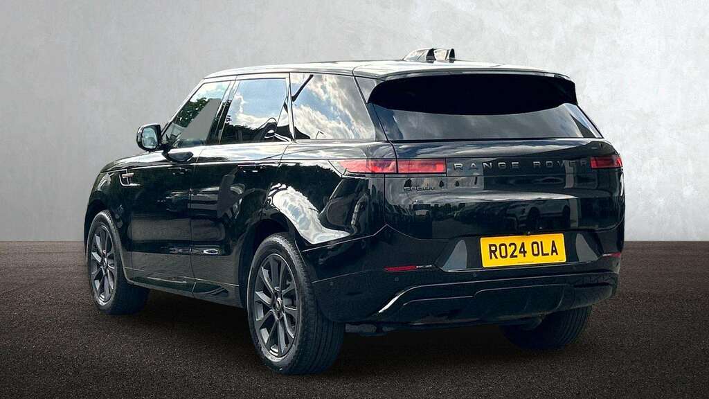 Land Rover Range Rover Sport 3.0 D300 Dynamic Se 2024 RO24OLA Black #2