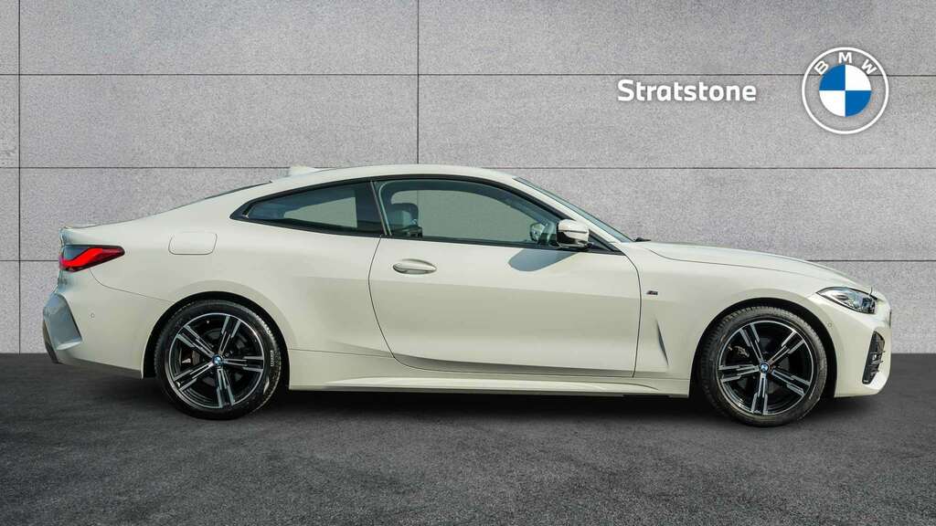 BMW 4 Series 420I M Sport Step 2023 LM23FVE White #3