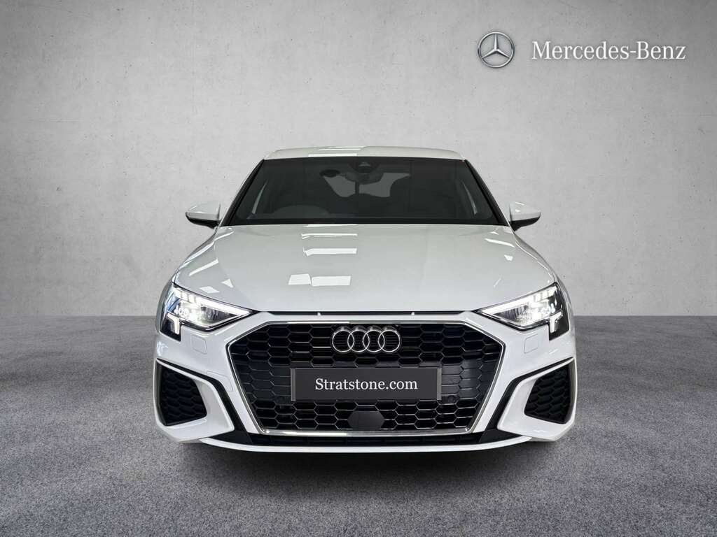 Audi A3 30 Tfsi S Line 2023 YA72MYZ White #4