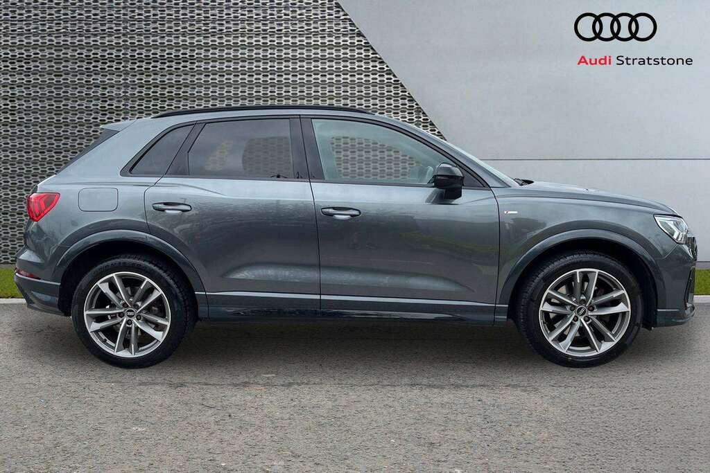 Audi Q3 45 Tfsi E Black Edition S Tronic 2021 MA71UUM Grey #3