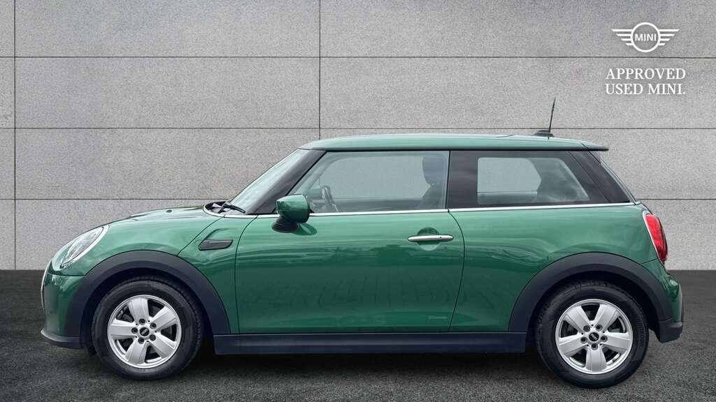 Mini Hatch 1.5 Cooper Classic 2023 LP72YUE Green #2