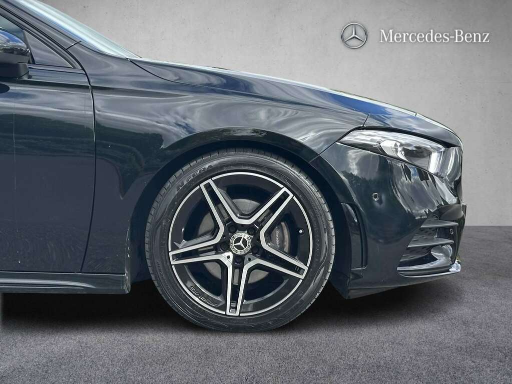 Mercedes-Benz A Class A180d 2.0 Amg Line Executive 2023 KN23YMS Black #3