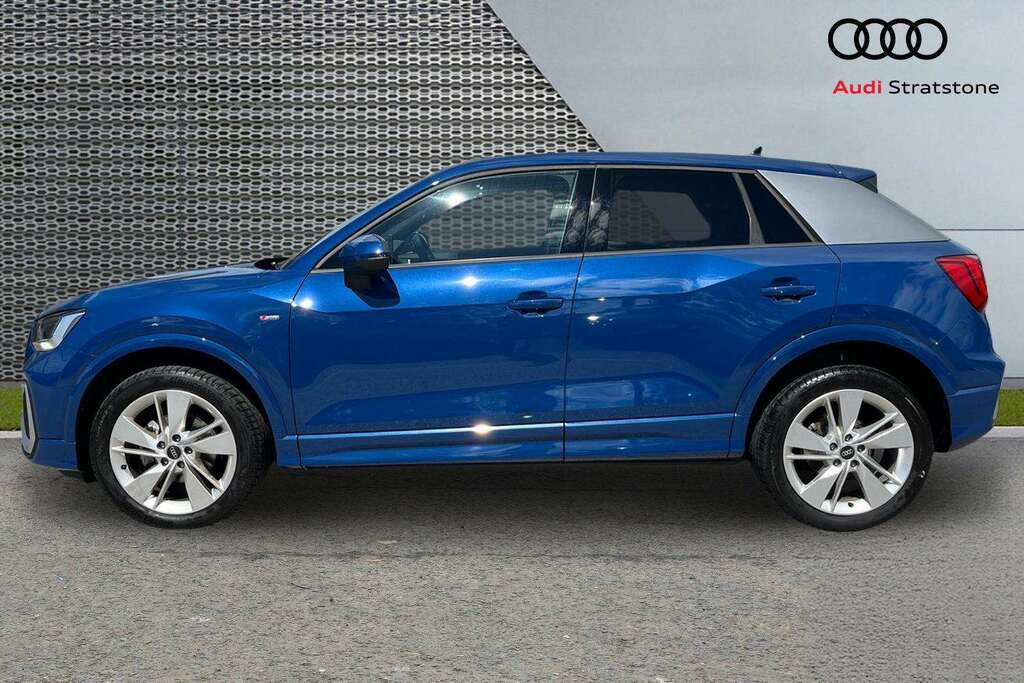 Audi Q2 30 Tfsi 116 S Line 2025 DK75UZL Blue #4
