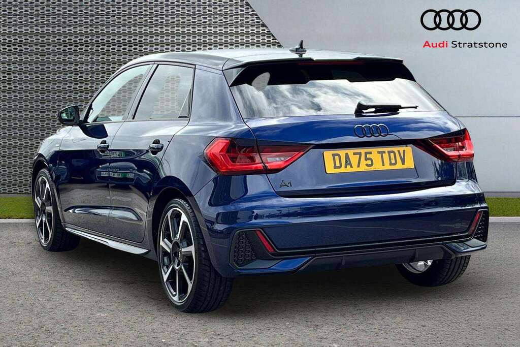 Audi A1 25 Tfsi Black Edition S Tronic 2026 DA75TDV Blue #3