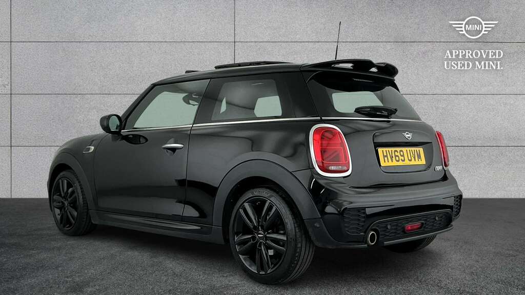 Mini Hatch 1.5 Cooper Sport II 2019 Black