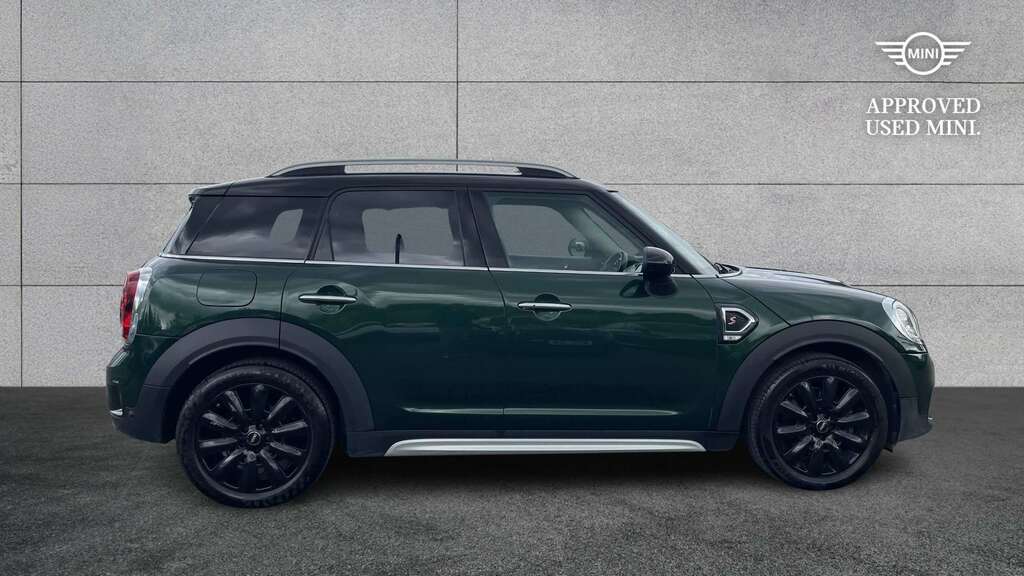 Mini Countryman 2.0 Cooper S D 2018 Green #2