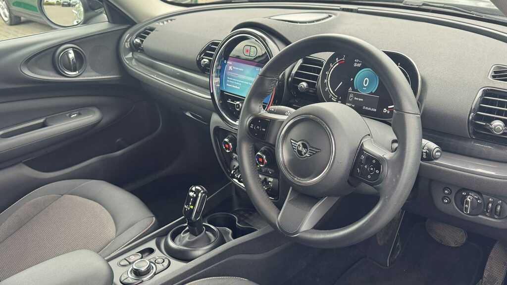 Mini Clubman 1.5 Cooper Exclusive Premium 6Dr 2024 Silver #6