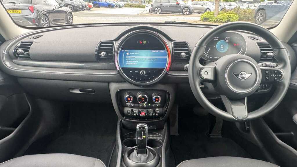 Mini Clubman 1.5 Cooper Exclusive Premium 6Dr 2024 Silver #4