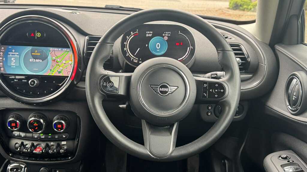 Mini Clubman 1.5 Cooper Exclusive Premium 6Dr 2024 Silver #5