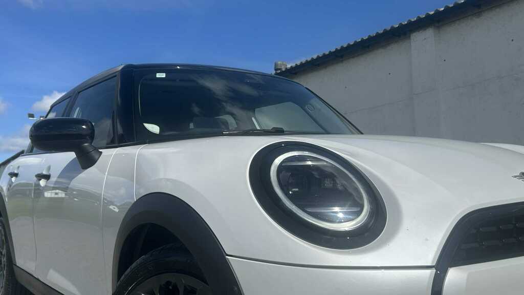 Mini Hatch 2.0 S Classic 2025 YA25HBX White #3