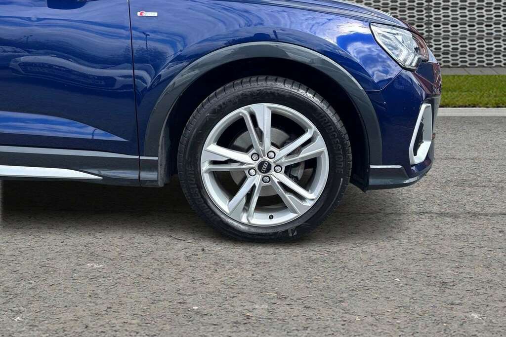 Audi Q3 35 Tfsi S Line S Tronic 2023 BM23NVP Blue #3
