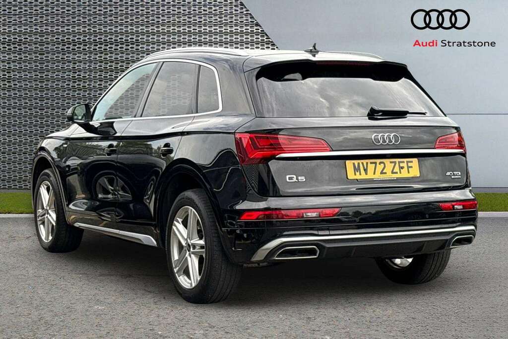 Audi Q5 40 Tdi Quattro S Line S Tronic 2022 MV72ZFF Black #3