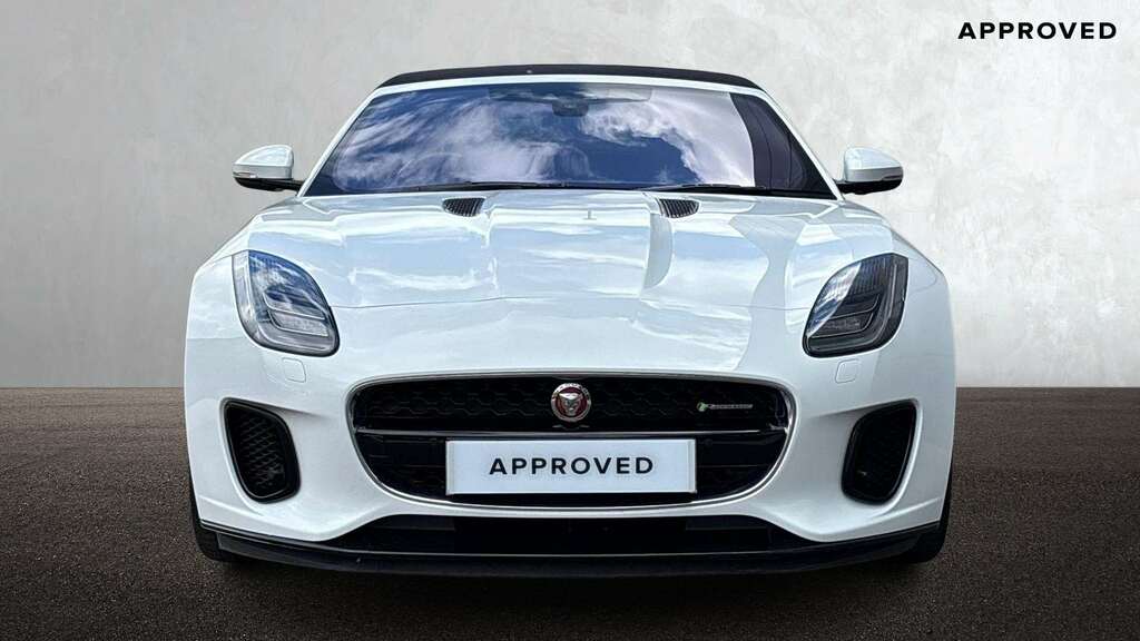 Jaguar F-Type 3.0 Supercharged V6 R-dynamic 2019 RO69SZV White #5