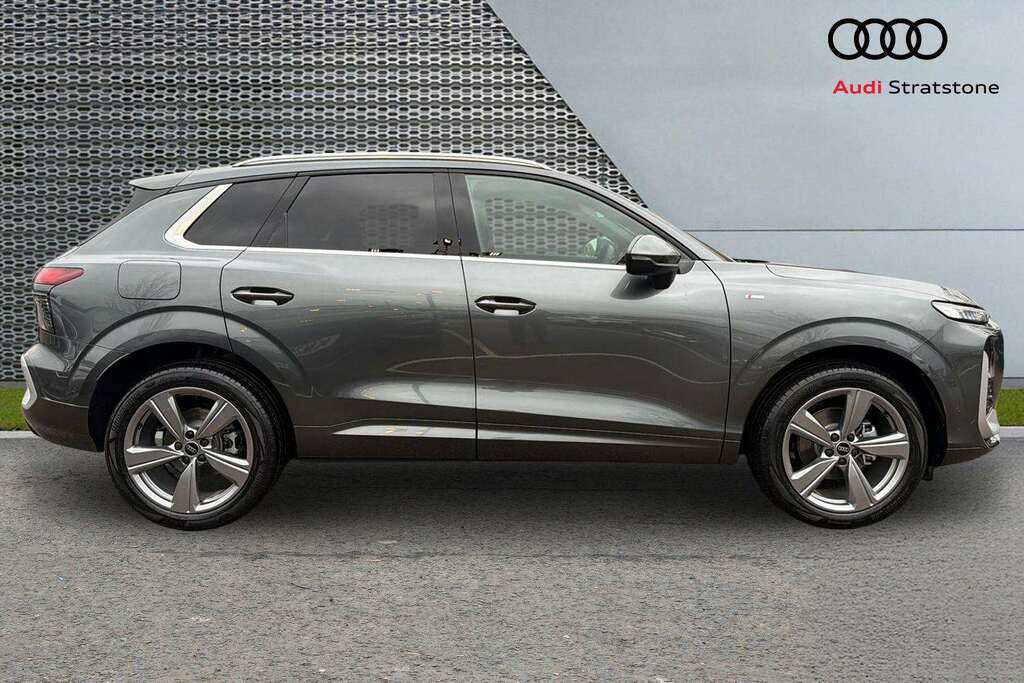 Audi Q3 1.5 Tfsi S Line S Tronic 2025 KS75NXU Grey #2