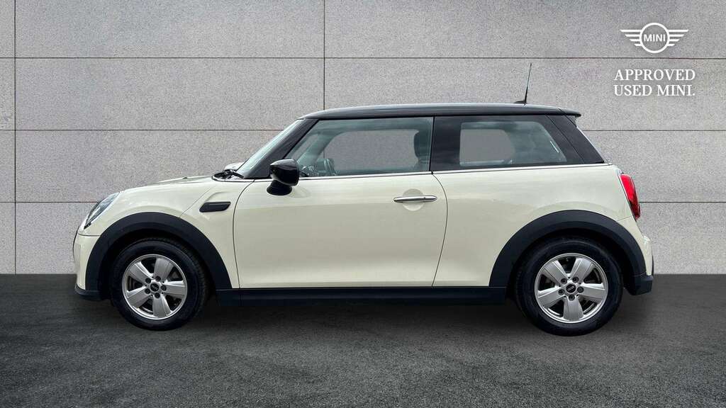 Mini Hatch 1.5 Cooper Classic 2022 AV72JFG White #4