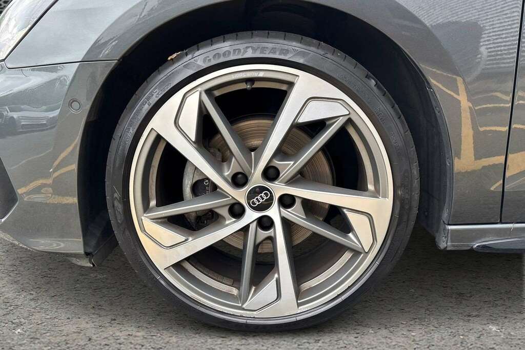 Audi A3 35 Tfsi Edition 1 S Tronic 2021 LO21YHA Grey #5