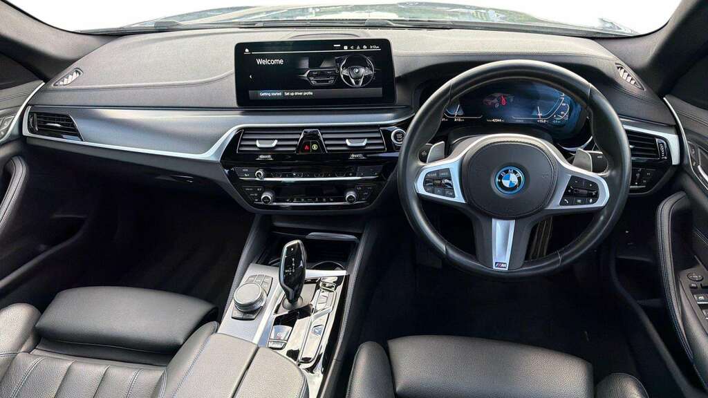 BMW 5 Series 530E M Sport 2023 KN23OFM Blue #6