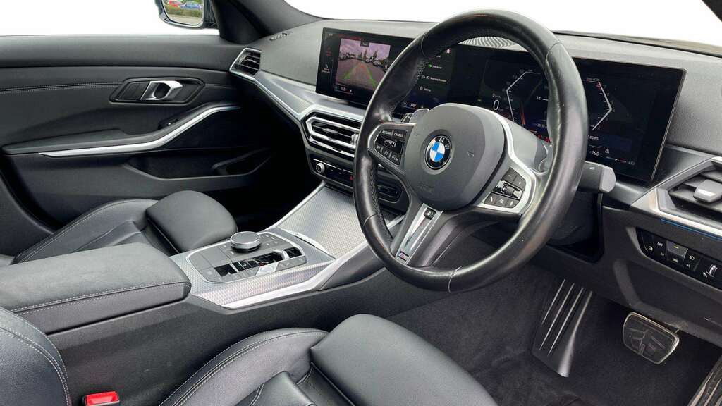 BMW 3 Series 320I M Sport Step 2024 YH24VSN Black #4