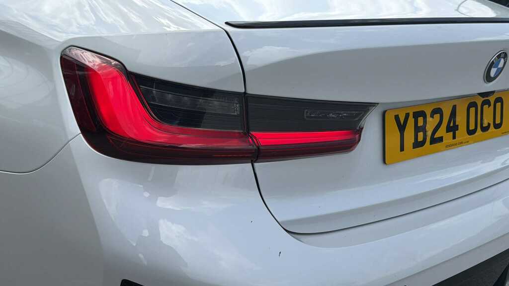 BMW 3 Series 320I M Sport Step 2024 YB24OCO White #3