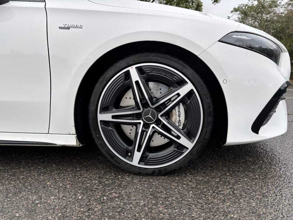 Mercedes-Benz A Class A35 4Matic Premium 2025 KT25VZC White #4