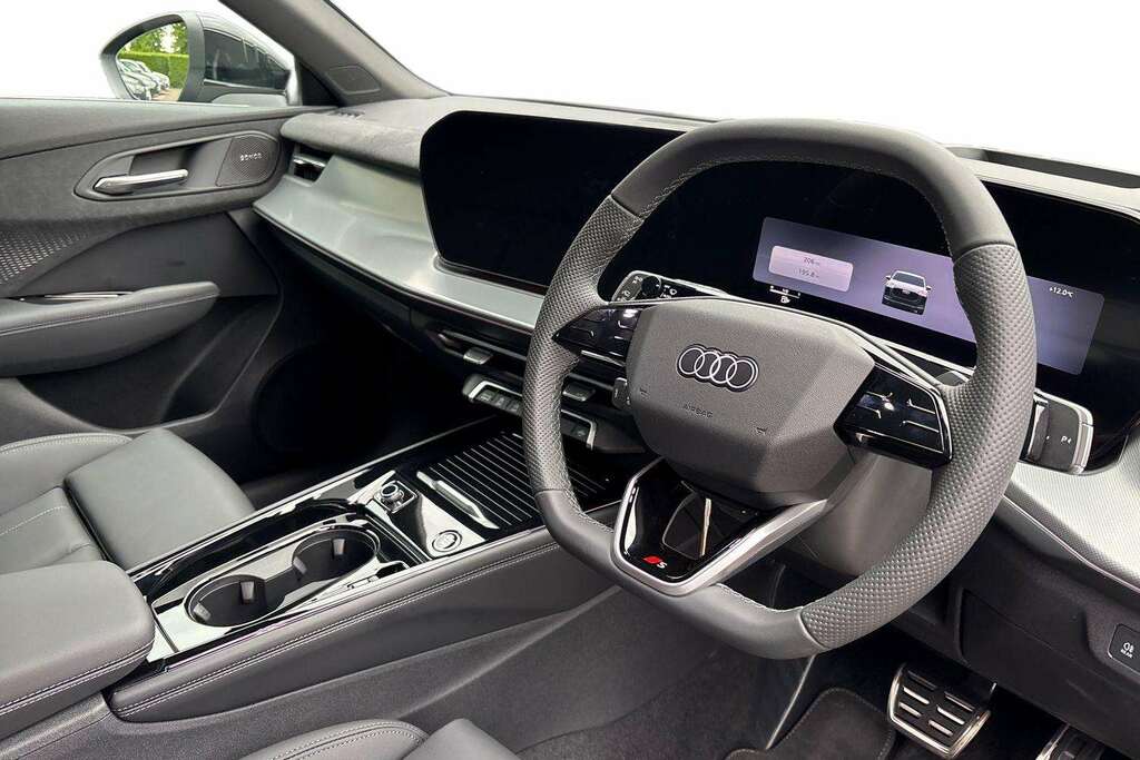 Audi Q3 1.5 Tfsi S Line S Tronic Soundvision Pack 2 LS26VUC Black #6