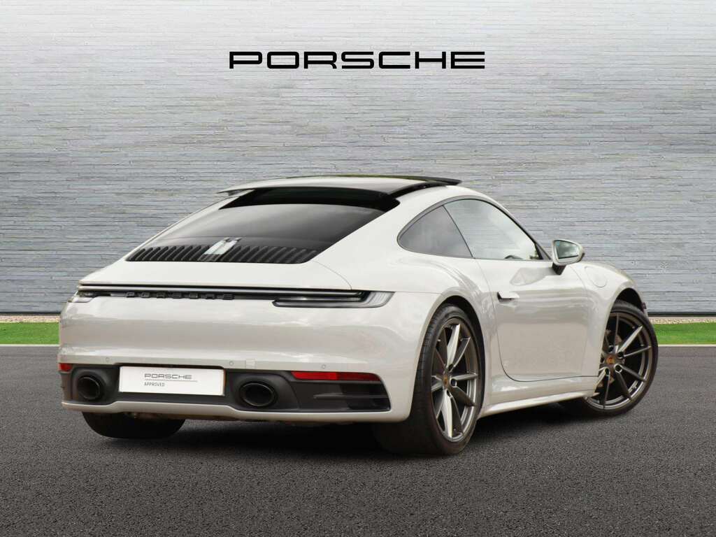 Porsche 911 Carrera 2023 2023 YH73AMA #2